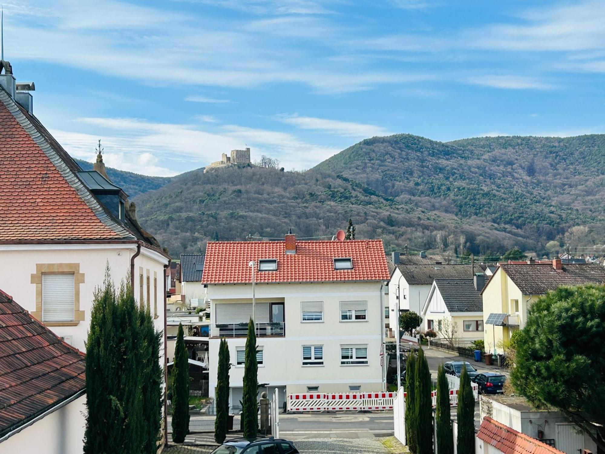 Schlosskoje - Ihr Ferienzuhause In Der Pfalz Neustadt an der Weinstraße Exterior foto